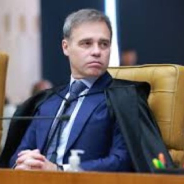 Andre-Mendonca-320x320-1