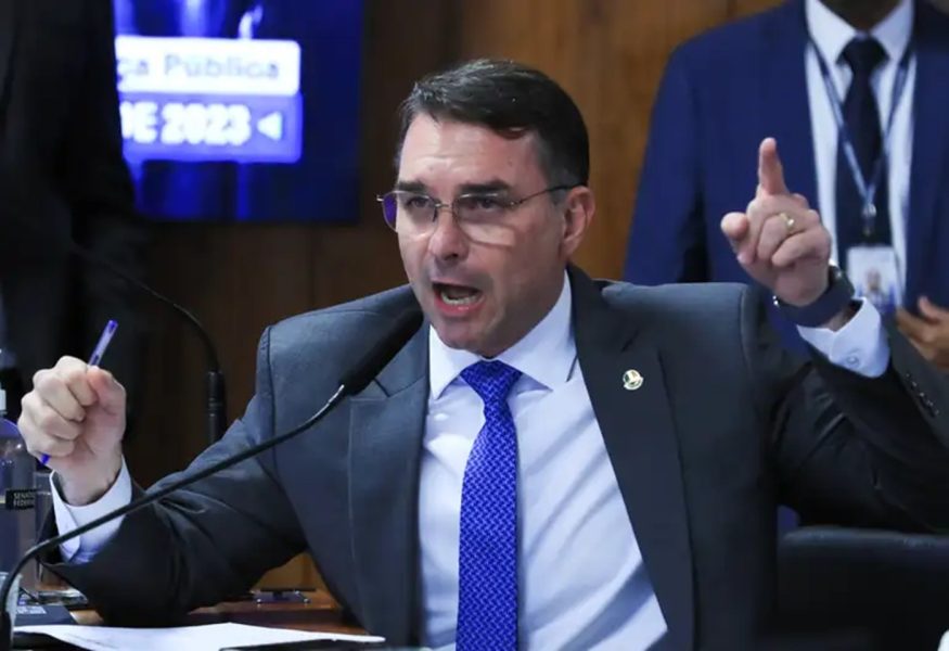 Flavio-Bolsonaro-2