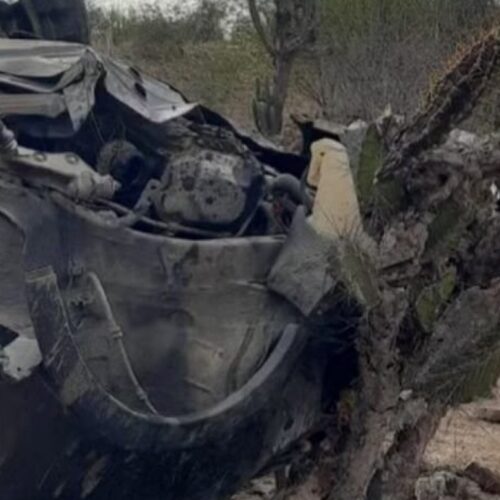 Carro capota, mata mulher e deixa cinco pessoas feridas em rodovia baiana