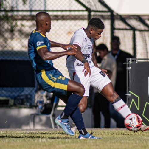 Em jogo de quatro gols, Jequié e Vitória empatam no Waldomiro Borges