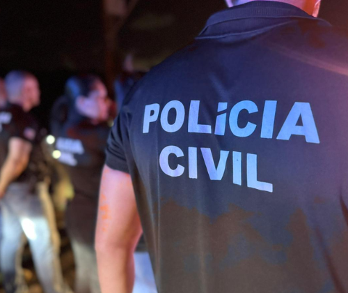 Homem é preso após atirar e ferir três foliões no circuito Osmar