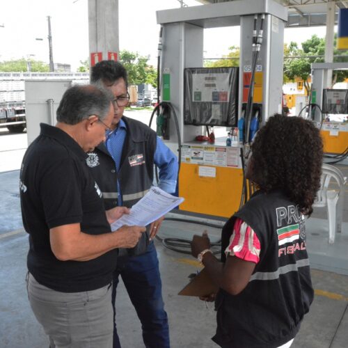 Procon intensifica fiscalização e monitora margem de lucro em postos de combustíveis
