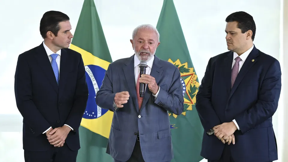 Alcolumbre ‘não tem urgência’ para analisar veto de aumento de deputados