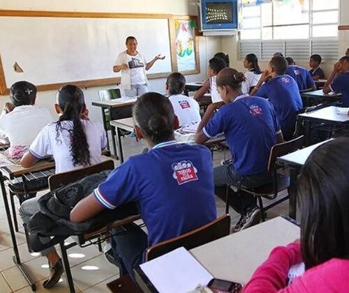 Nova lei determina fim e substituição de sirenes escolares; entenda