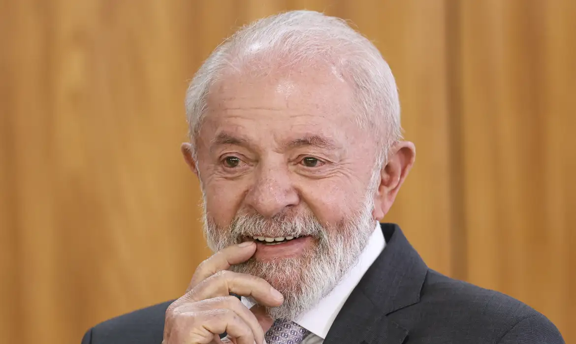 Lula pede ao Congresso prioridade para acordo Mercosul-UE e fim da escala 6×1