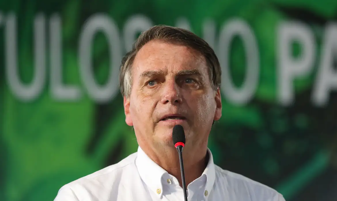Bolsonaro depôs à PF na prisão por ter associado Lula a ‘cachaça’ e tráfico