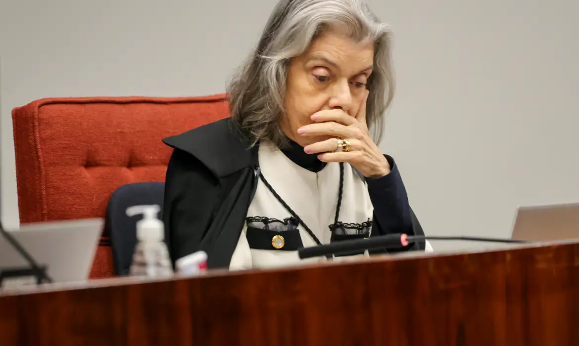 Cármen anuncia regras de conduta para juízes eleitorais com restrição de participação em eventos