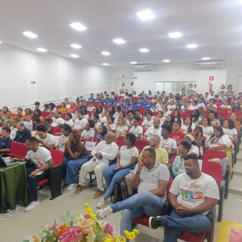 Bahia pela Paz comemora 1 ano de atuação em Feira com encontro formativo da rede