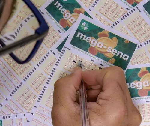Mega-Sena pode pagar R$ 52 milhões nesta terça-feira (12)