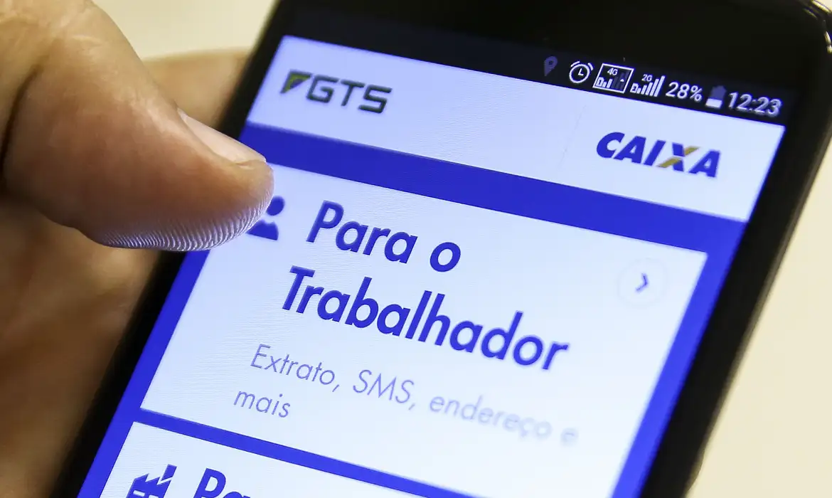 Governo libera novo saque do FGTS no dia 26 para 10 milhões de trabalhadores