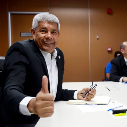 Jerônimo Rodrigues anuncia ponto facultativo nos dias 22 e 23 de junho