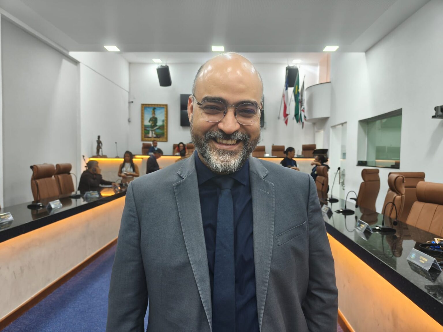 PL que prevê contratação de intérpretes de Libras em órgãos municipais avança na Câmara