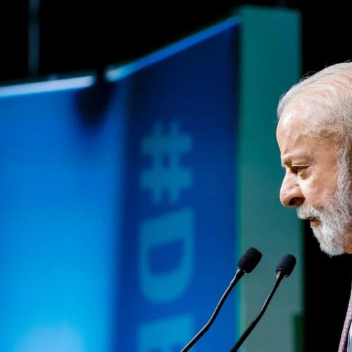 Lula oferece ajuda à Venezuela após fortes terremotos