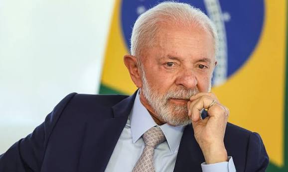 Governo Lula diz aos EUA que tarifaço prejudica americanos e reduz espaço de negociação